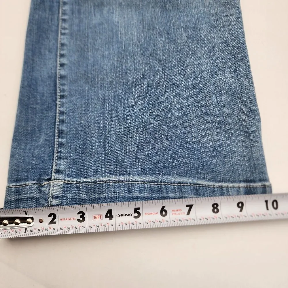 Torrid Denim Women's Jeans Blue‎ Plus Size 24R Whiskers Stone Wash